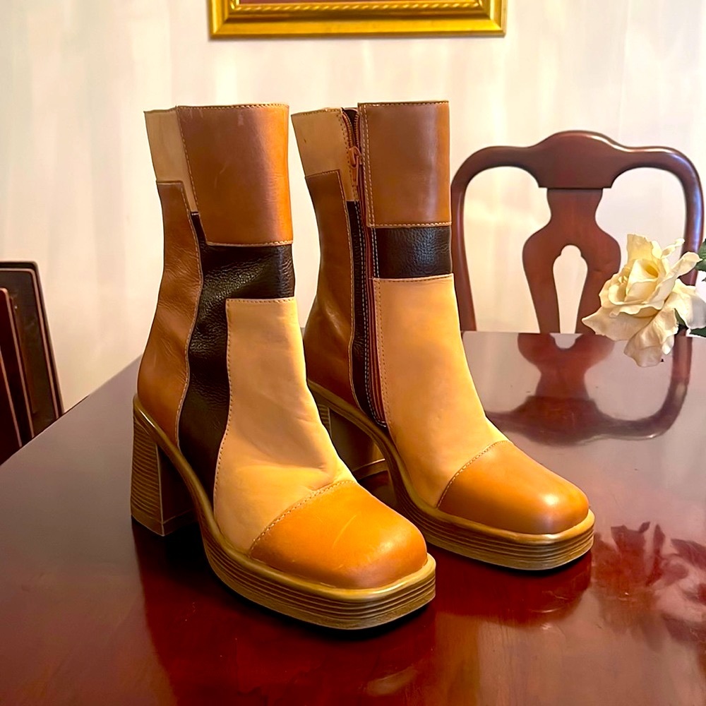 Fantsie Patchwork Boot
Steve Madden